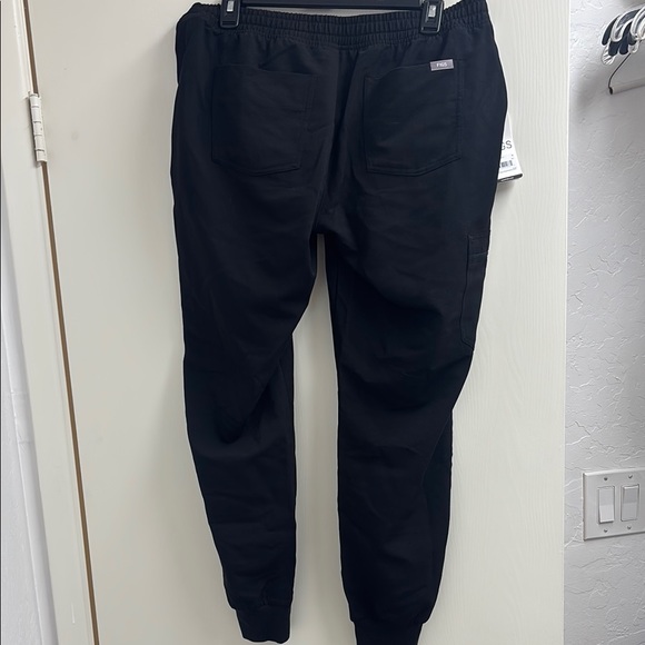 Zamora Maternity Black Jogger Pants - Picture 2 of 4